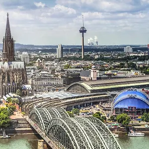 Szálloda Express Cologne By Ihg ***