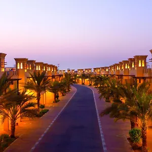 Al Hamra Village فندق